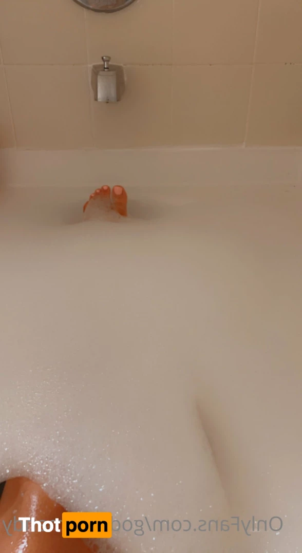 Goddess Mandy 9951782