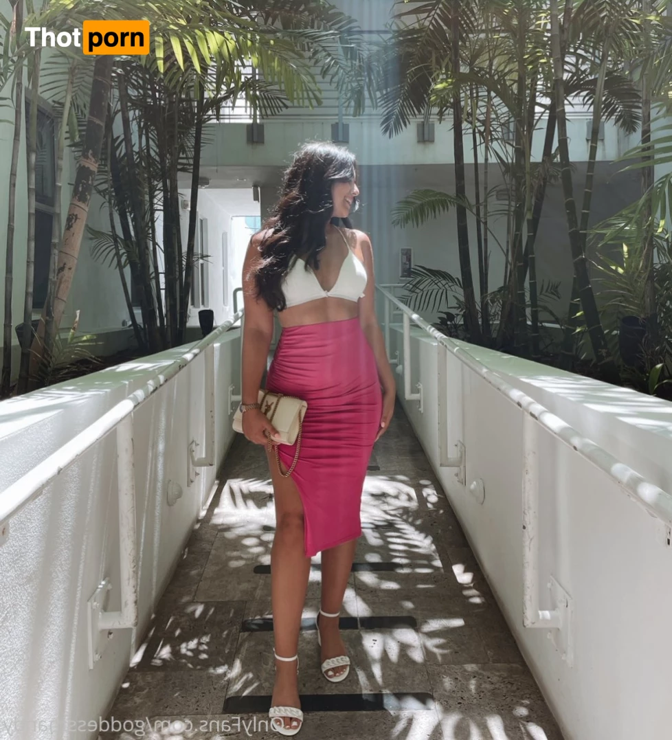 Goddess Mandy 9951789