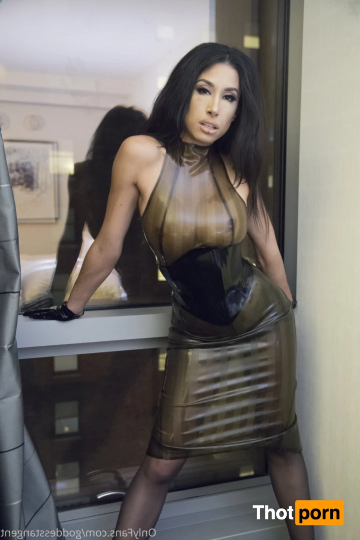 Mistress Tangent 8719922