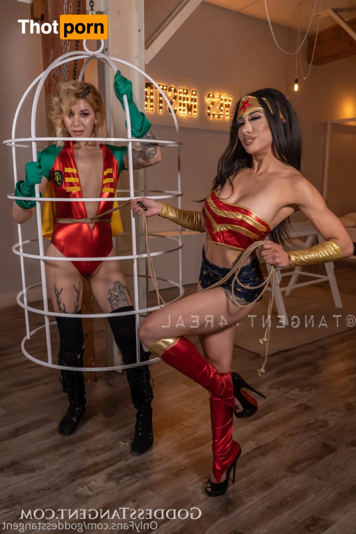 Mistress Tangent 8720127