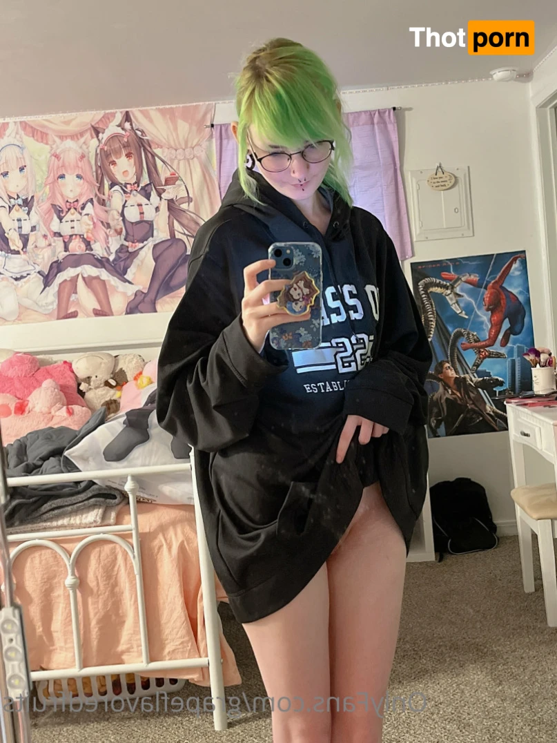 Grapeflavoredfruit 11282504