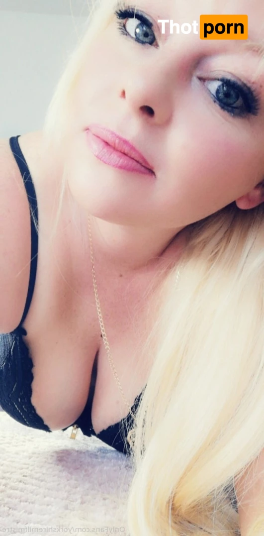 🟢HOT BRITISH 45YR OLD 😈 $3! CAM WITH ME! 10181287