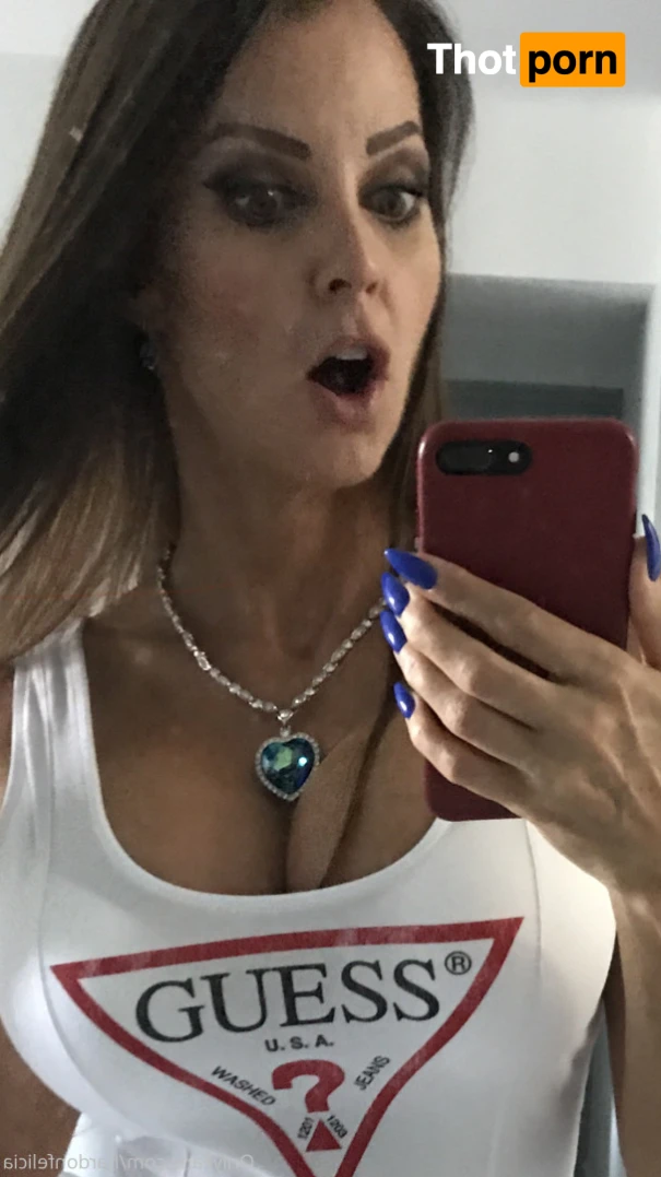 Felicia Hardon 16032182