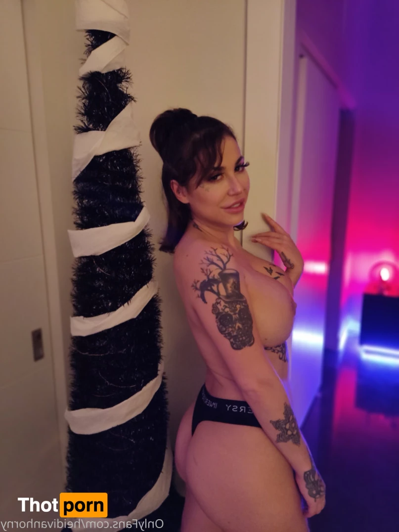 Heidi Van Horny 8665688