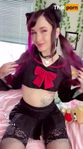 10402685
