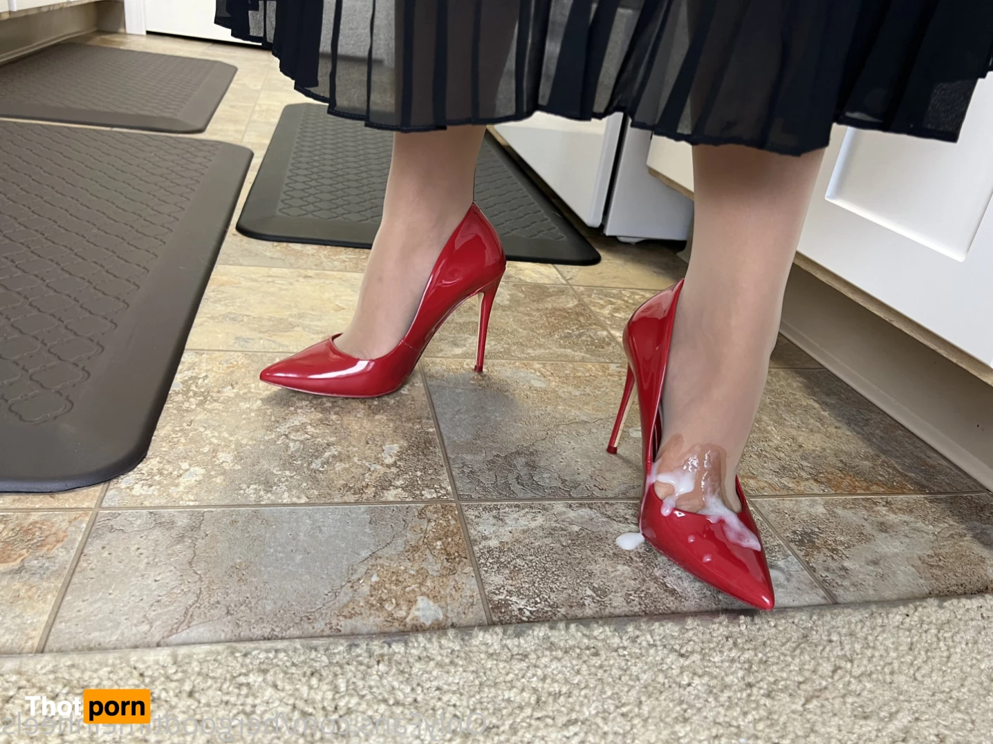 HerGoodTimeInHeels 8778518