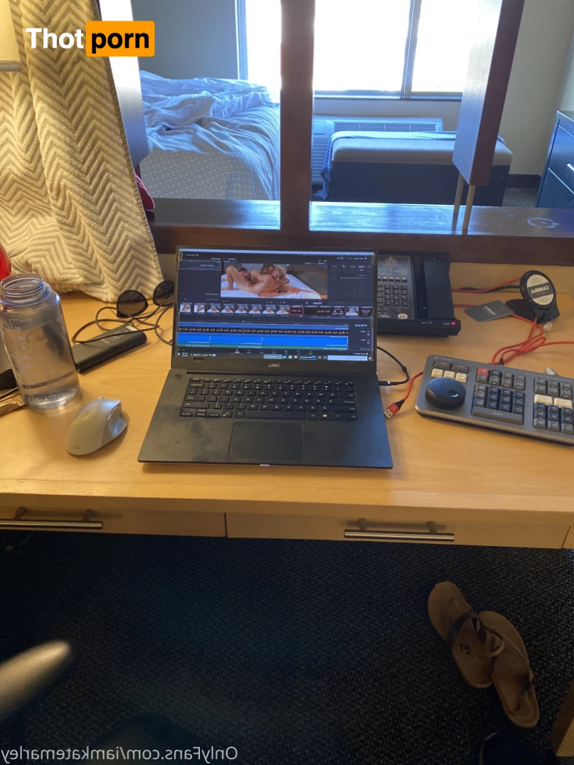 Kate &amp; Chris Marley 8769498