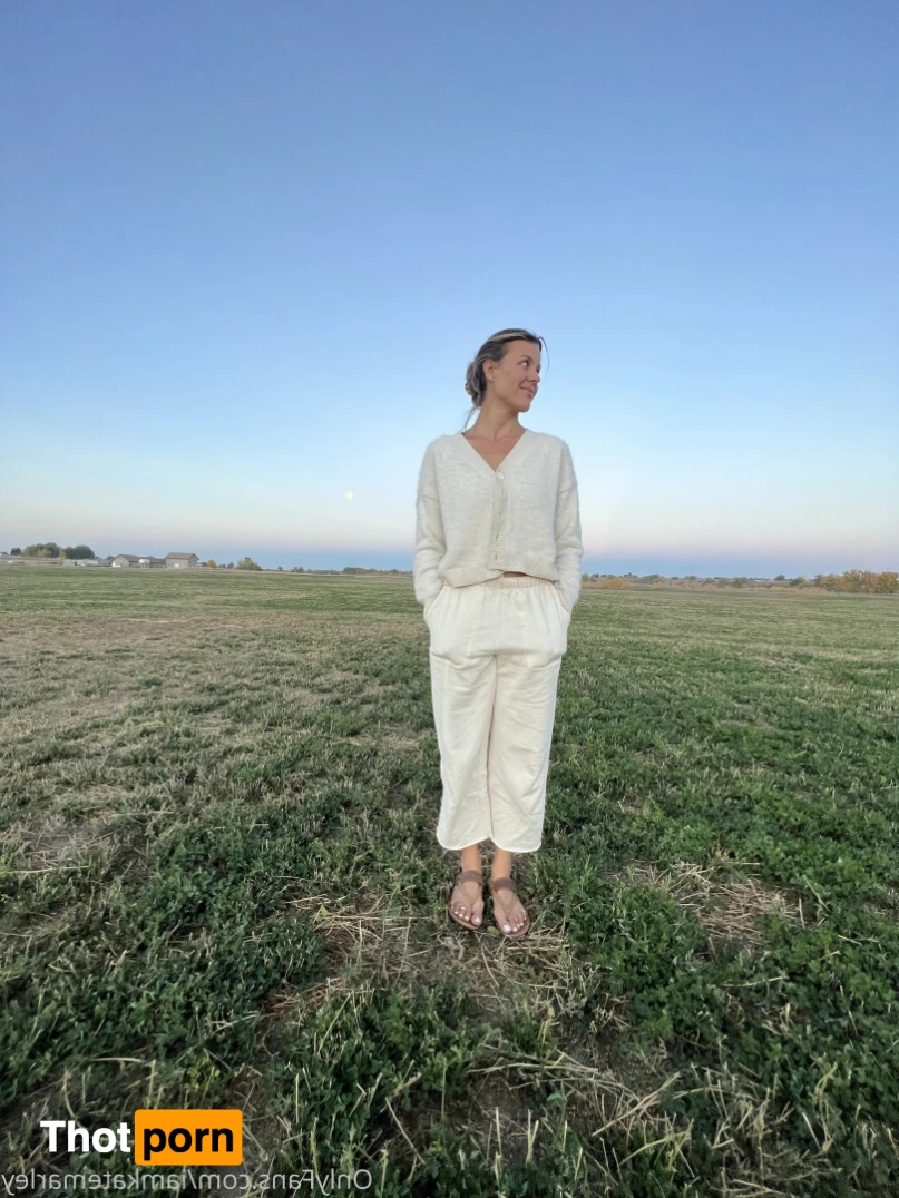 Kate &amp; Chris Marley 8769524