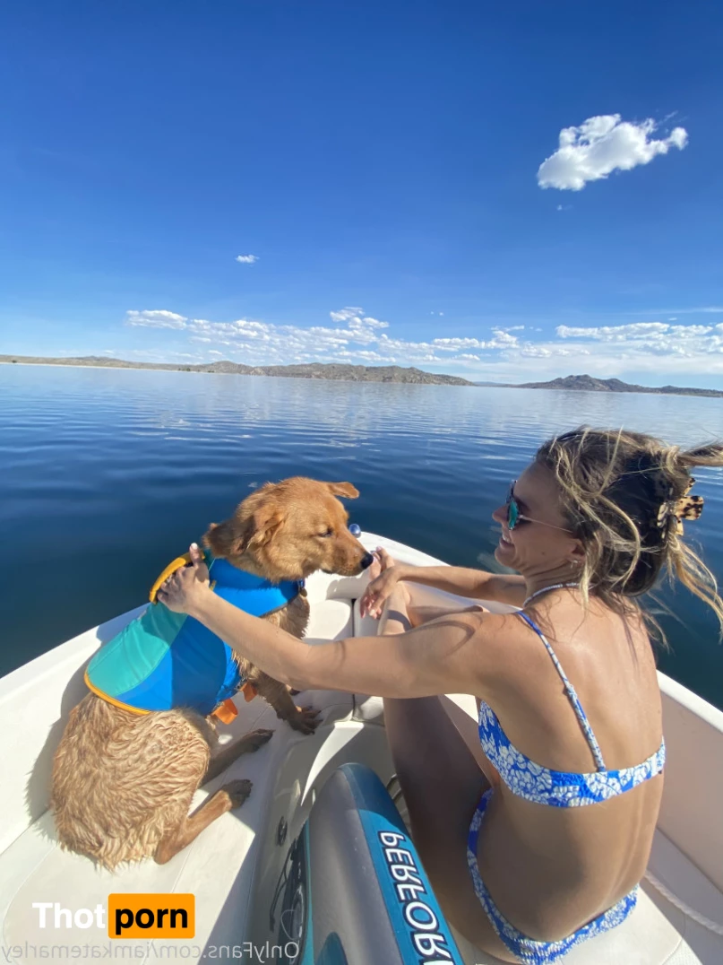 Kate &amp; Chris Marley 8769573