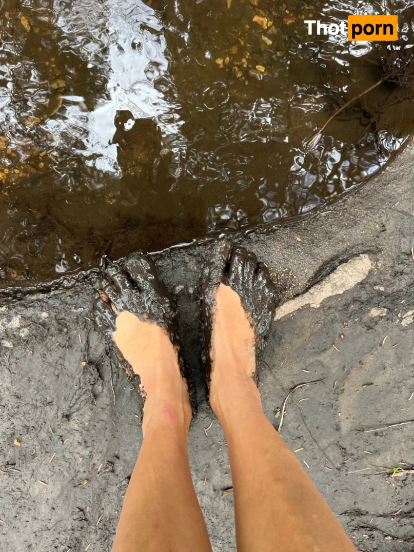 Kate &amp; Chris Marley 11002791