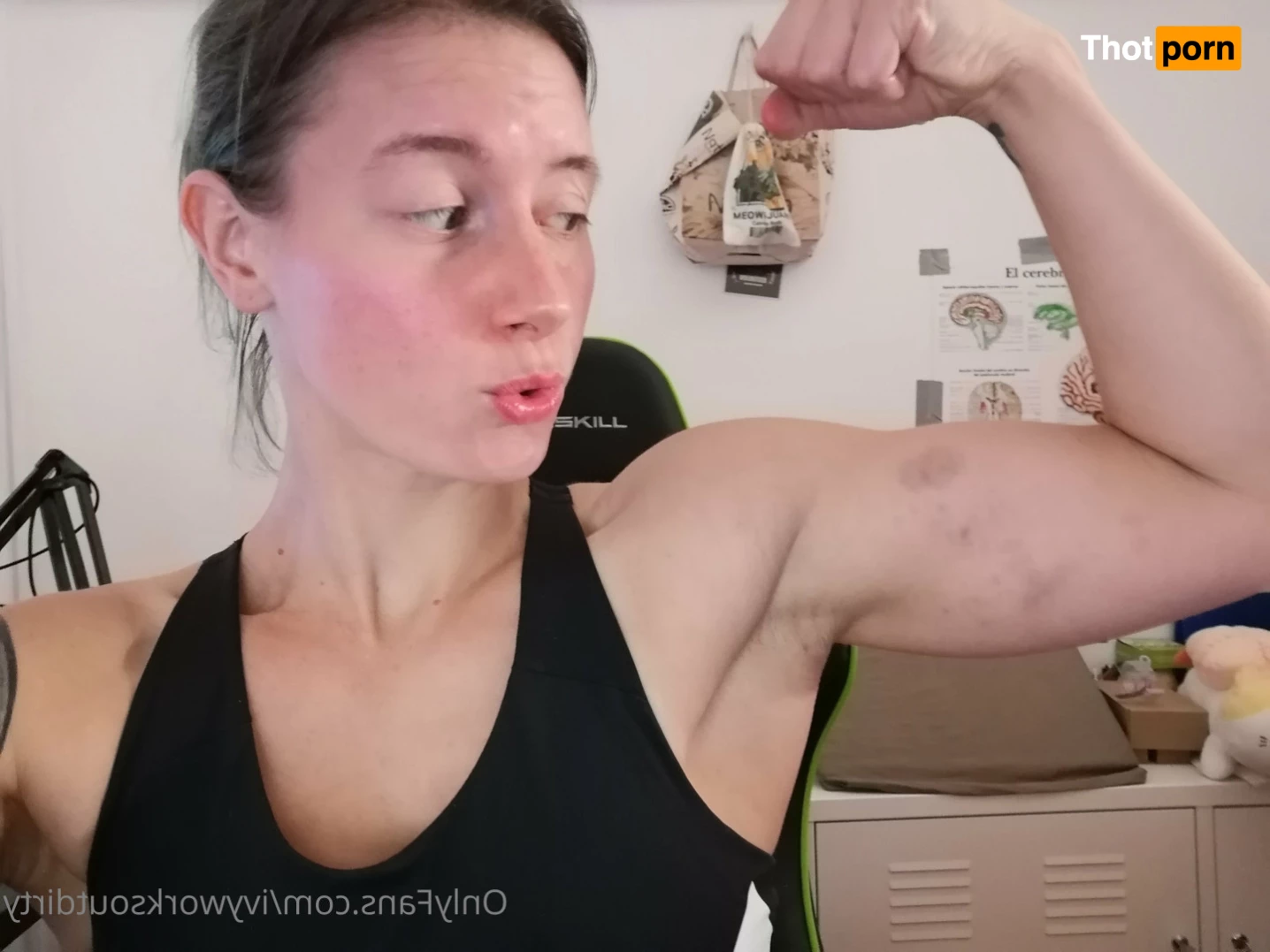 ivyworksoutDIRTY 8765809