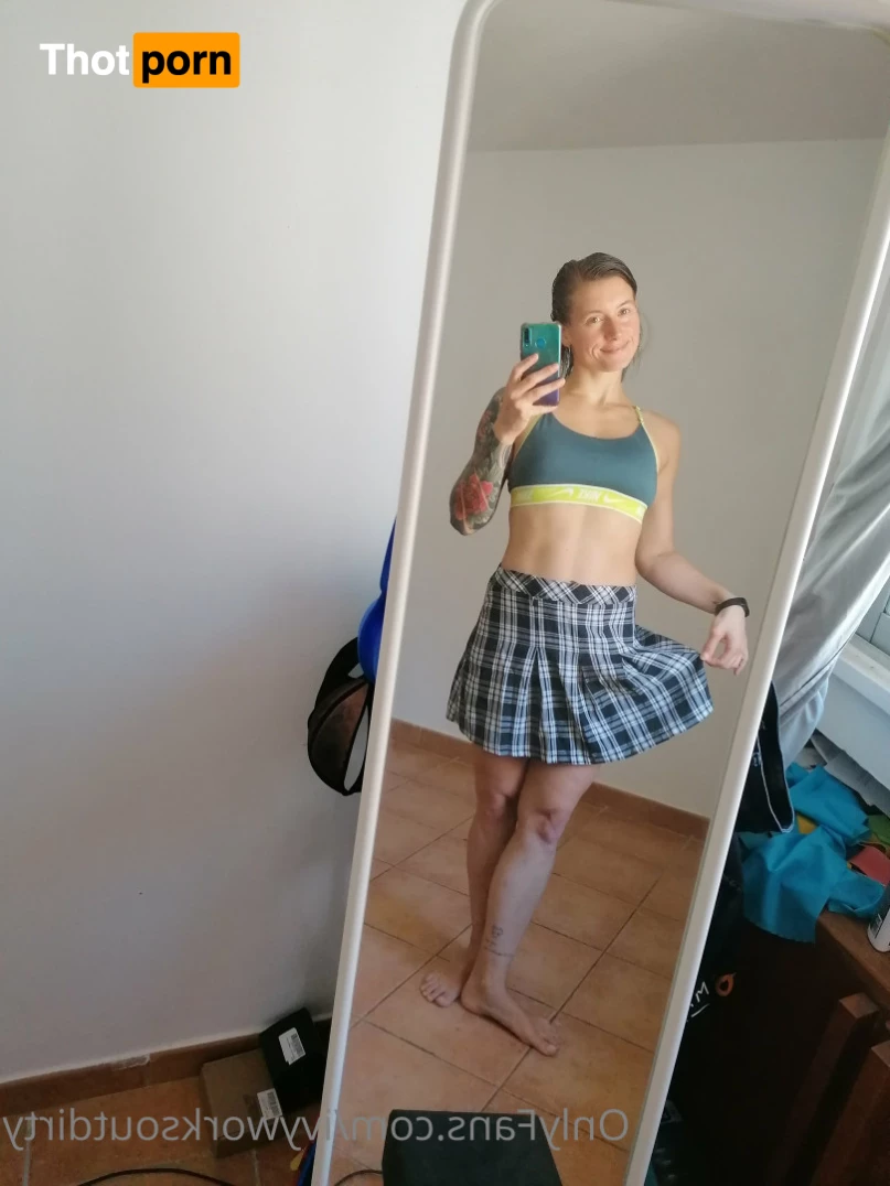 ivyworksoutDIRTY 8766722