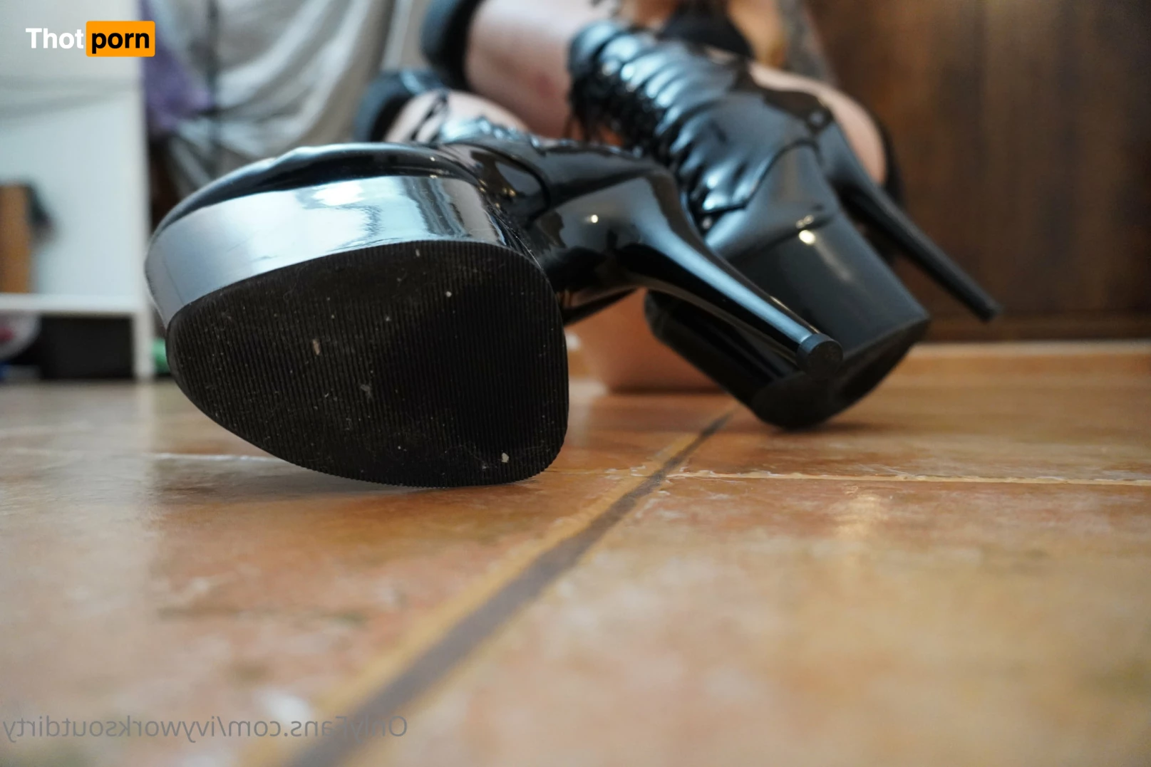 ivyworksoutDIRTY 8766795