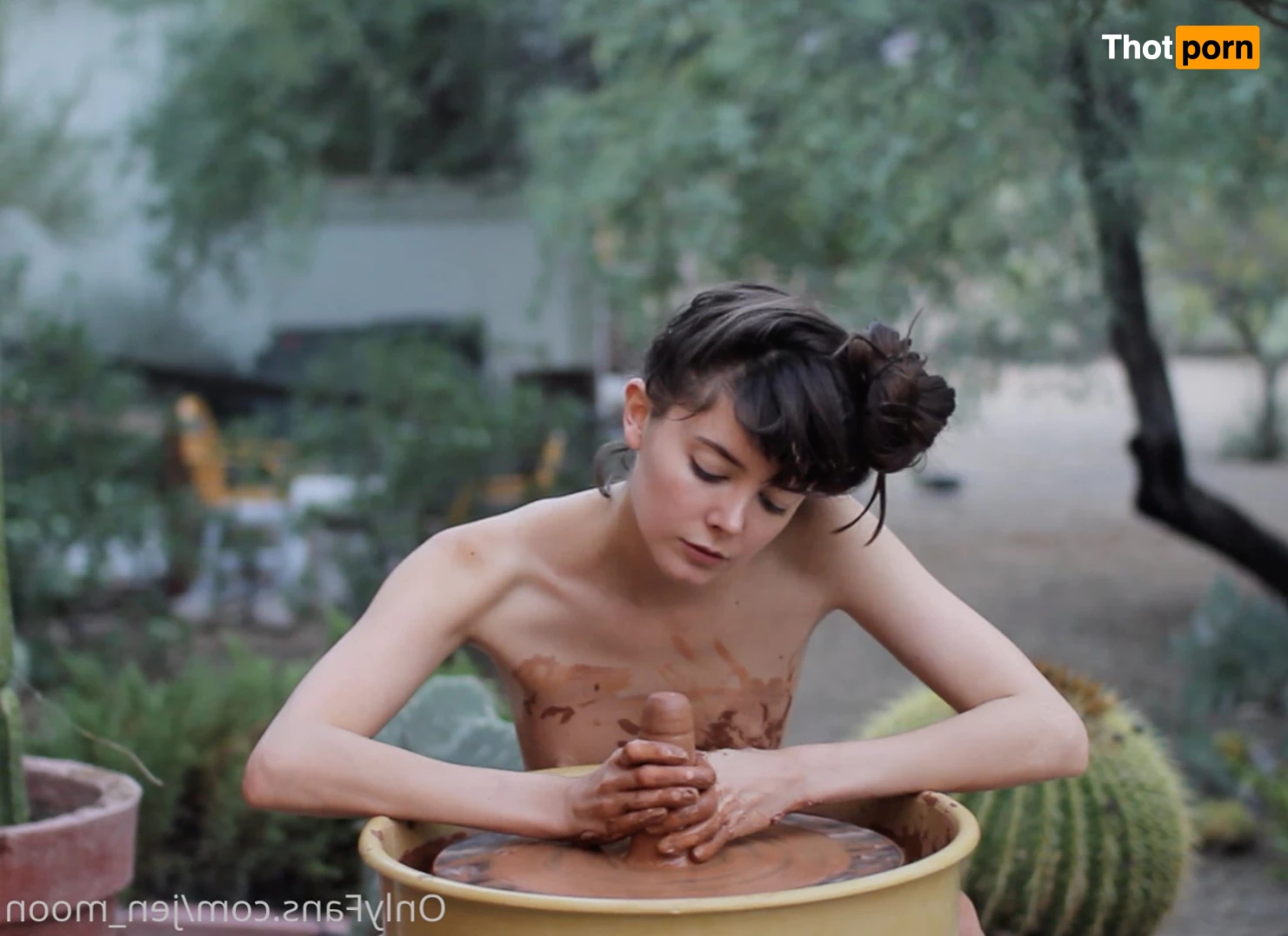 ✨Jen Moon✨ 10212474