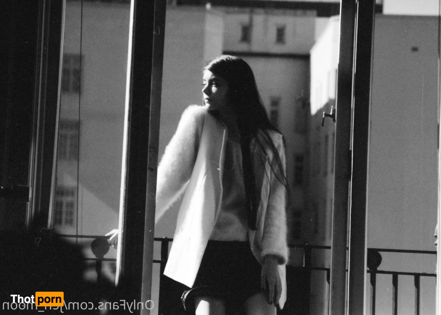 ✨Jen Moon✨ 10212809