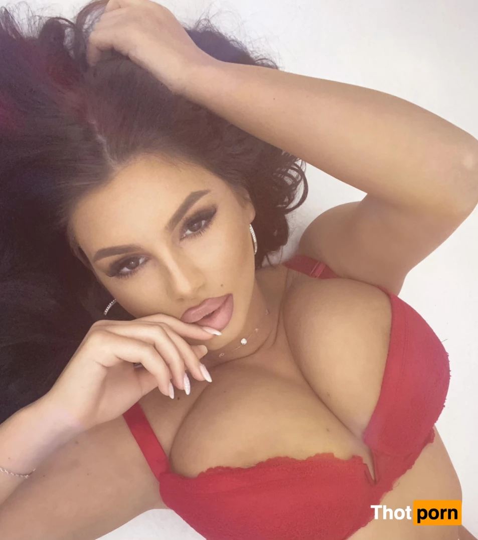 𝓙𝓮𝓼𝓼𝓲𝓬𝓪𝓪𝓪 8582038