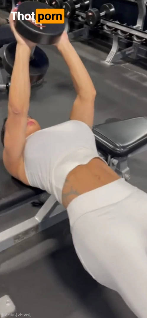 Jewels Jade 15814288