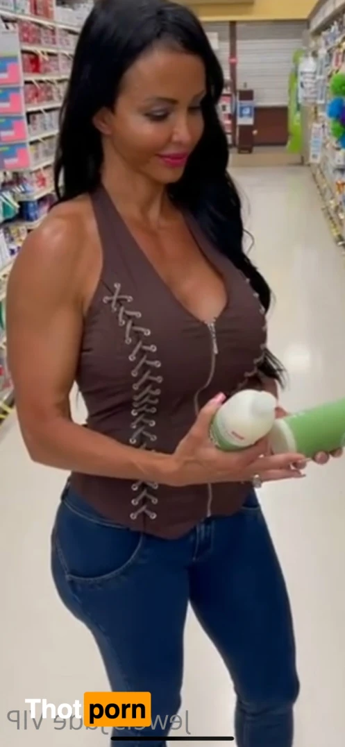 Jewels Jade 15814361