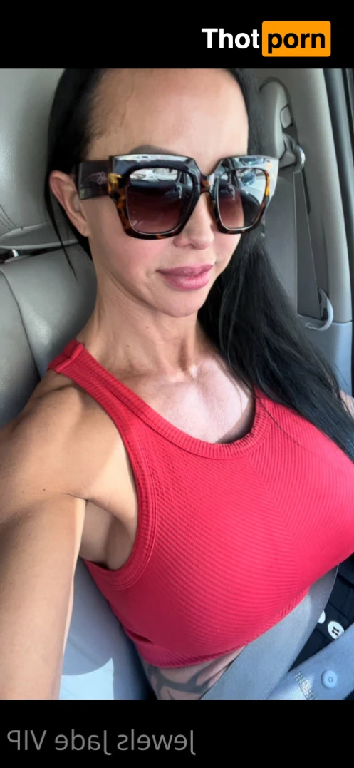 Jewels Jade 15814384