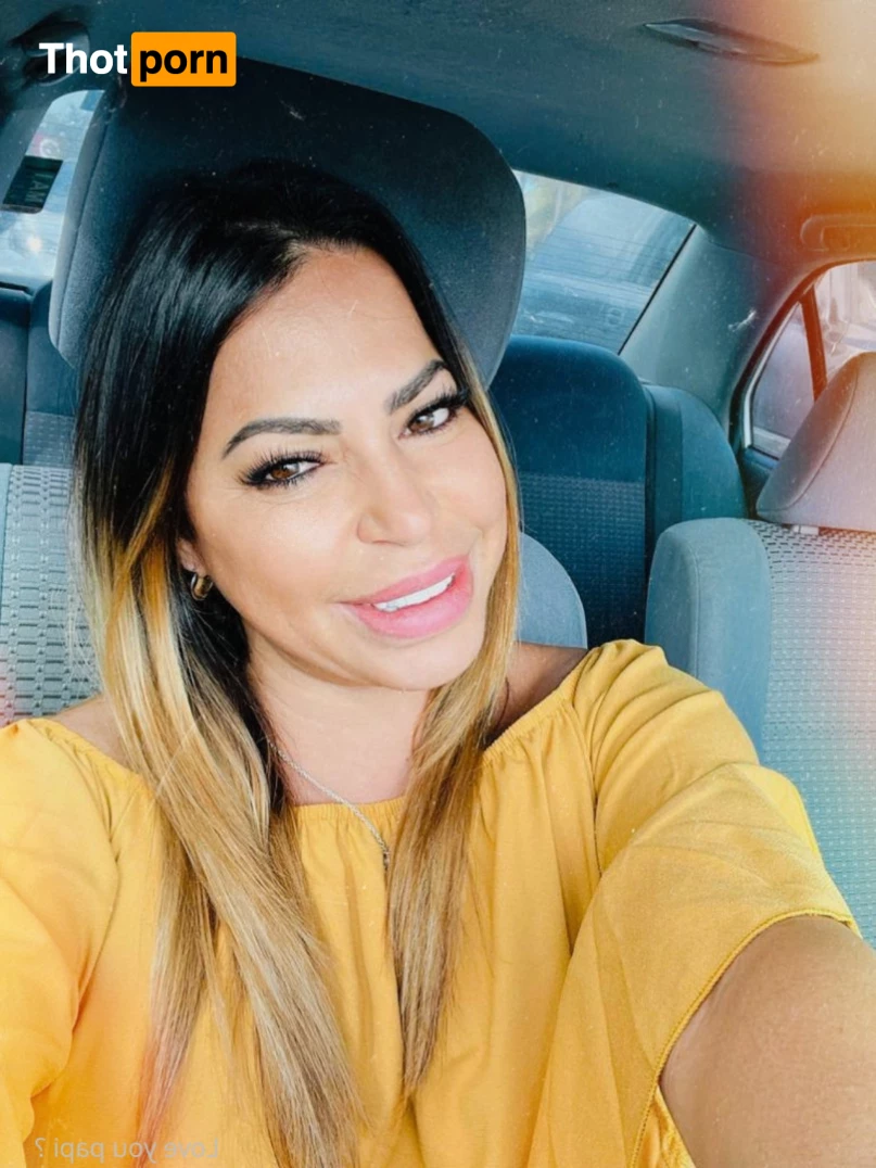 Julianna vega 8570401