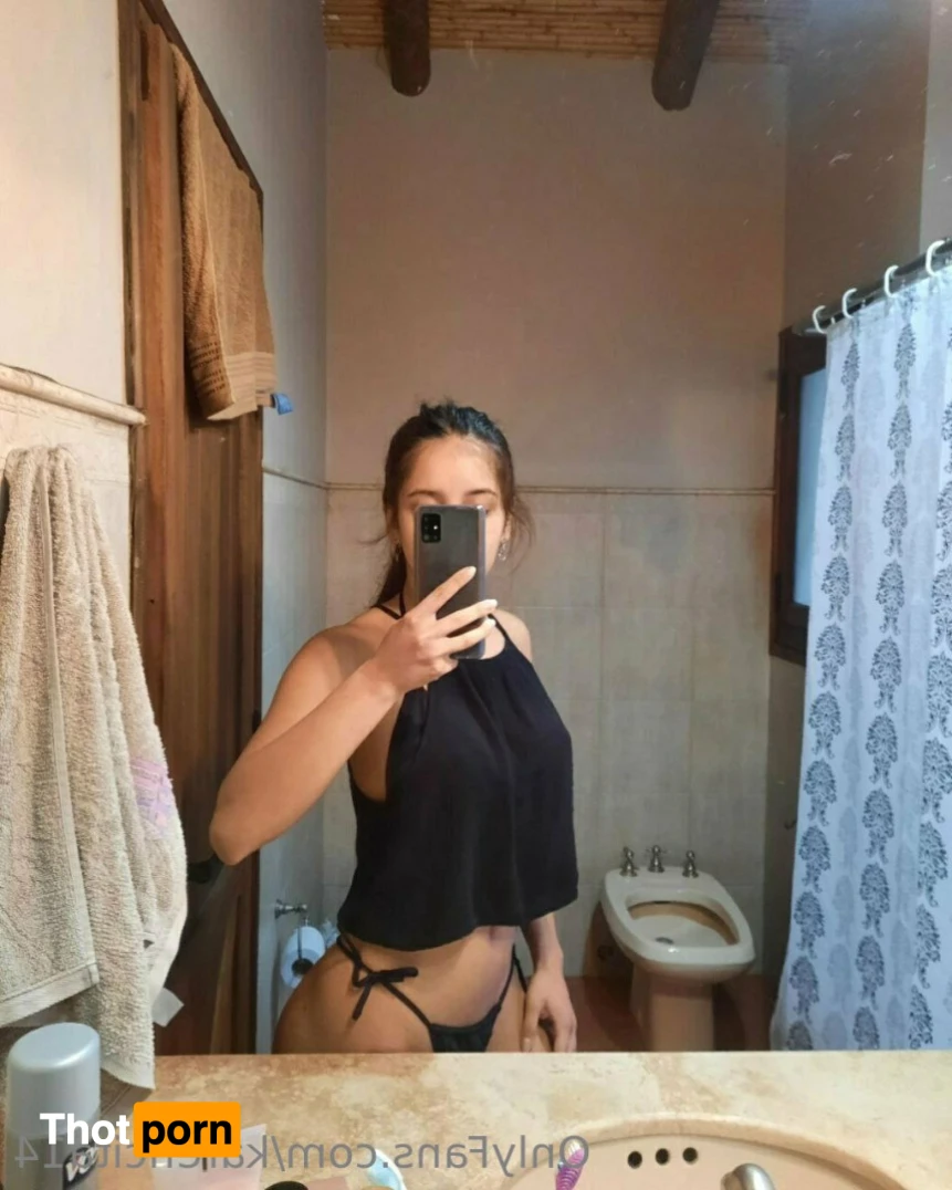 Karencita 😈 15623742