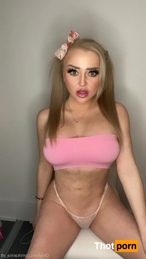 Karina Valentina 8421320