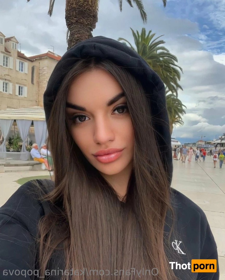 Katarina Popova 8418915