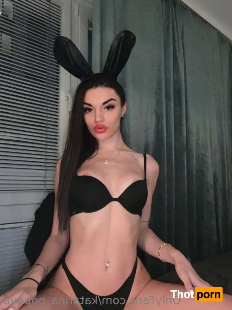 Katarina Popova 8419164