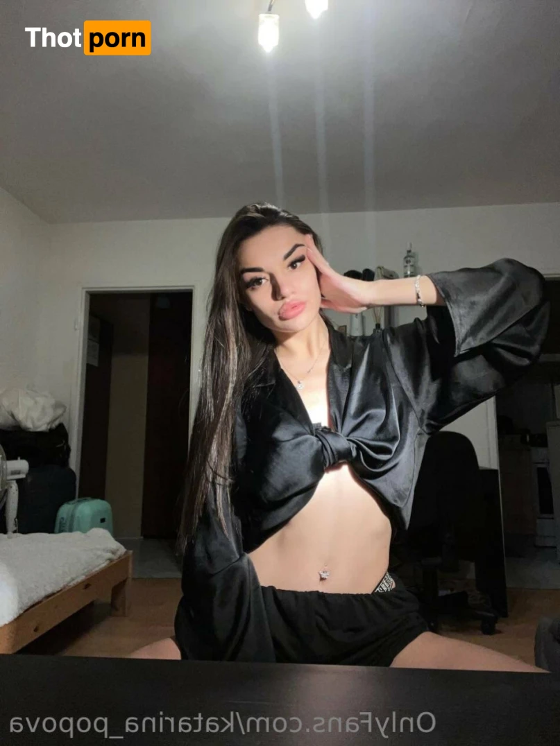 Katarina Popova 15610389