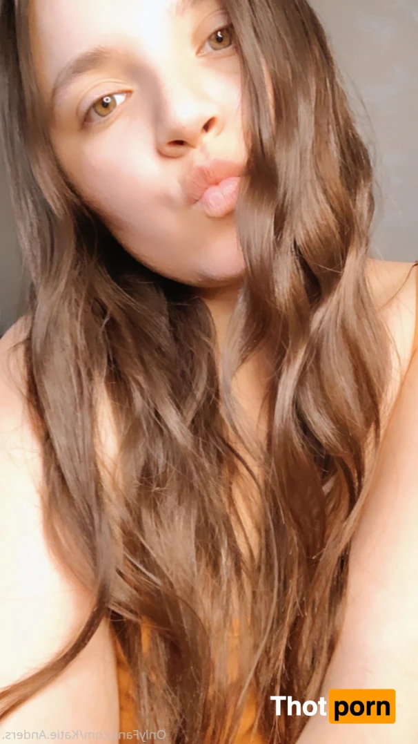 Katie + Rose VIP 8568641