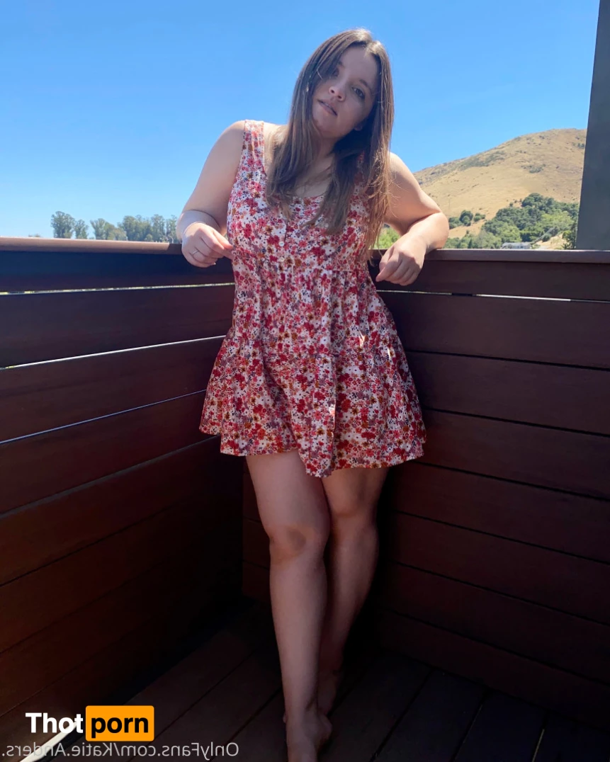 Katie + Rose VIP 8568670