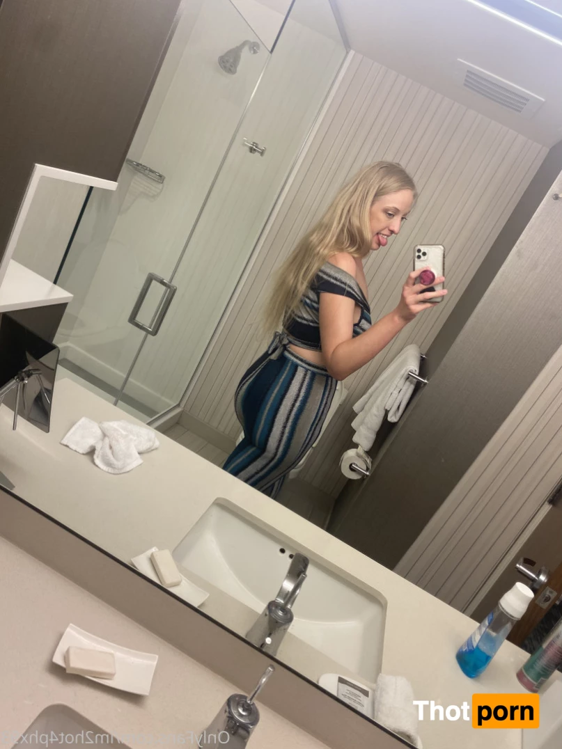 Katie Diamonds 8689922