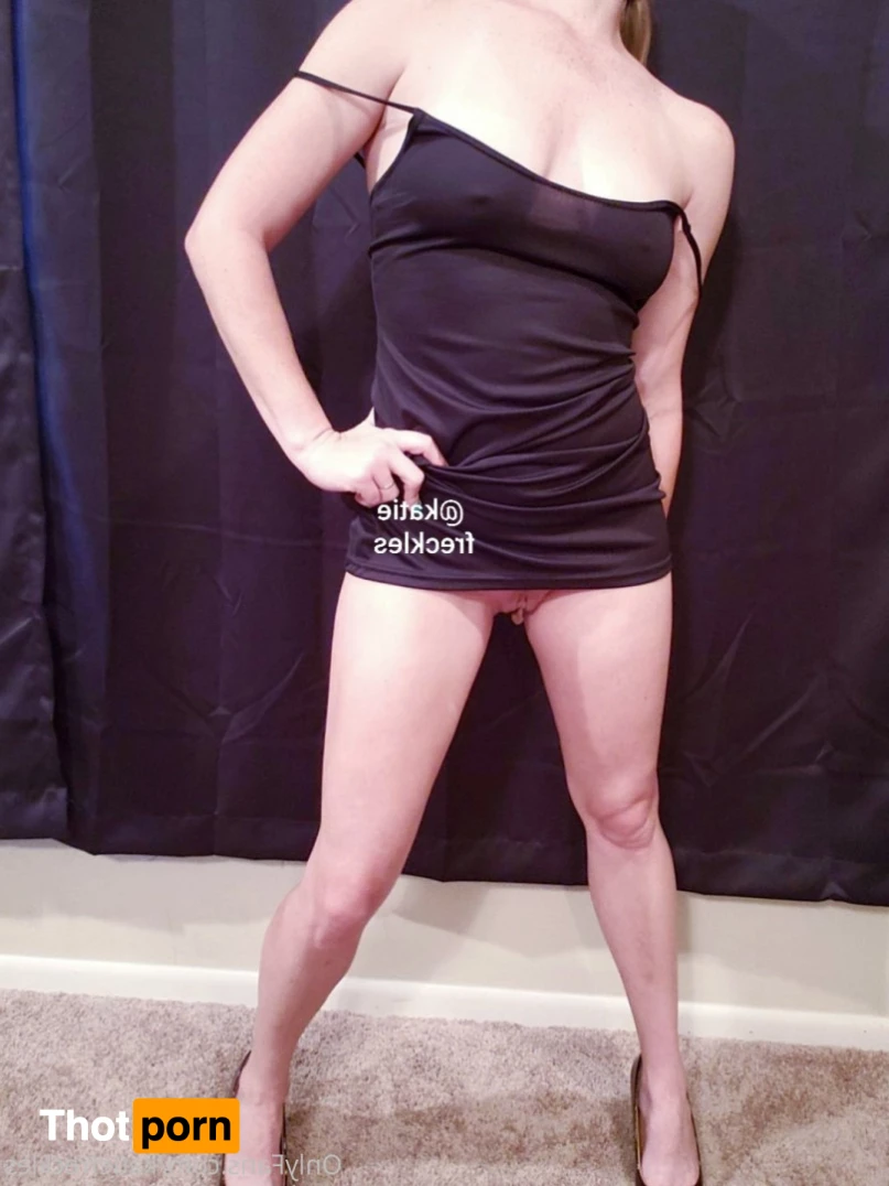 Katie Freckles 💋 10229908