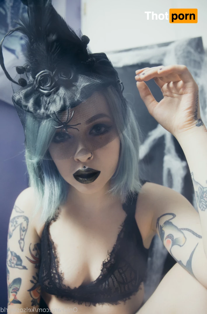 Kelsos World 10175564