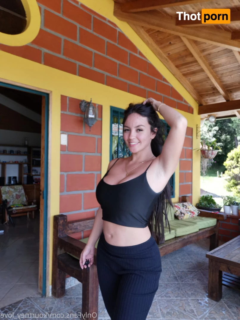 Kourtney Love​ 💕 8548614