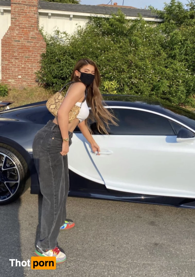 kyliejenner.2 8613649