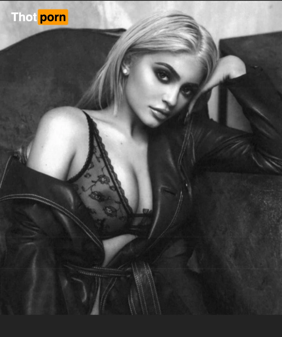 kyliejenner.2 8613698