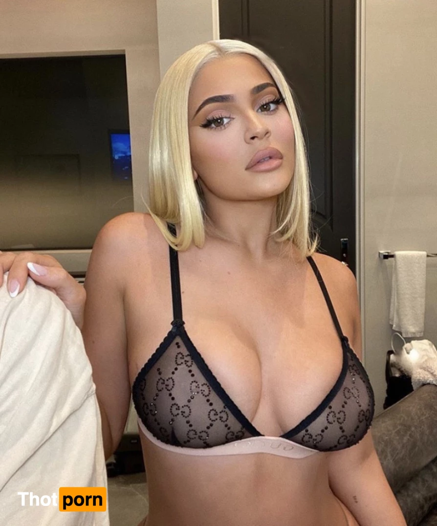 kyliejenner.2 8613800