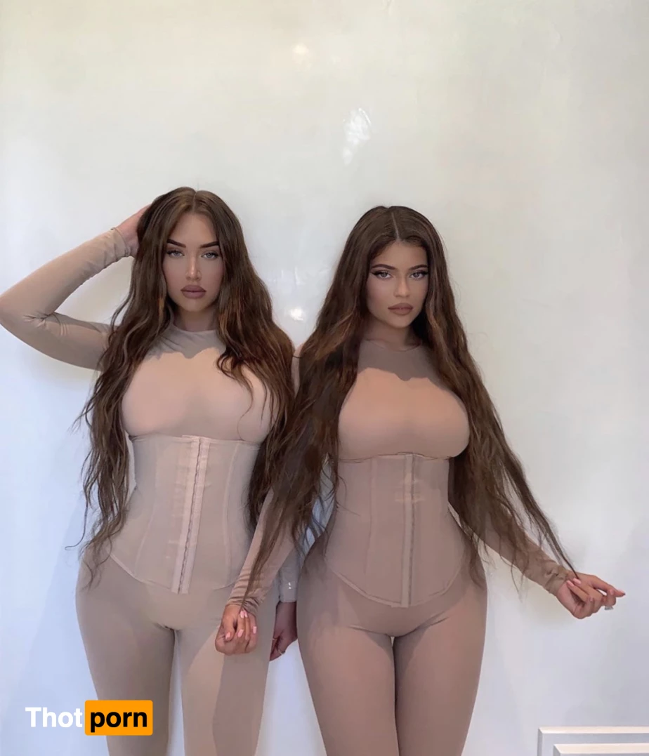 kyliejenner.2 8613940