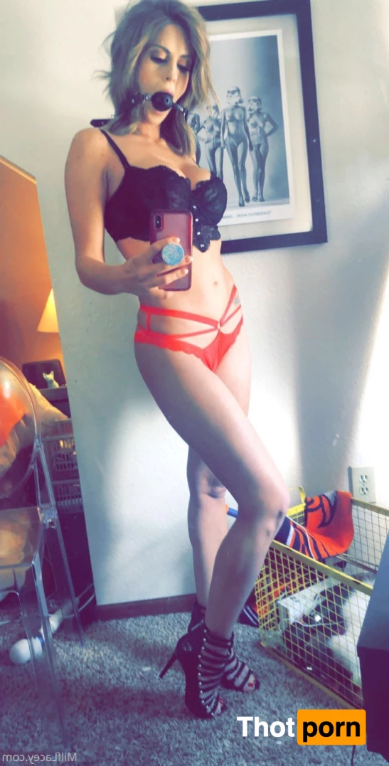 LaceyBender 10204668