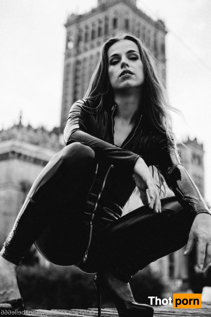 Lady Annabelle 10051342