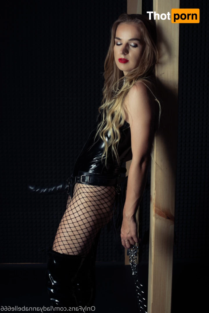 Lady Annabelle 10051438