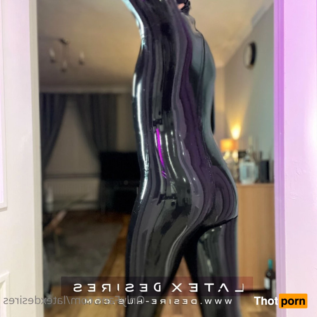 Latex Desires 8562850