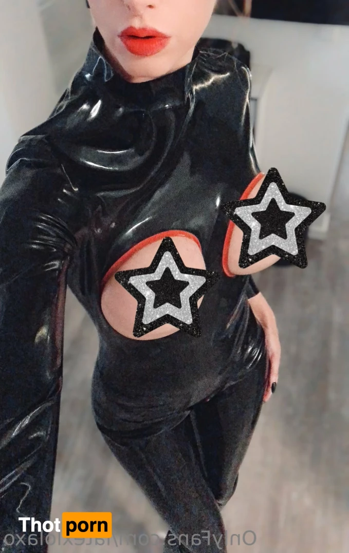 Latex Lola XO 💕 8533043