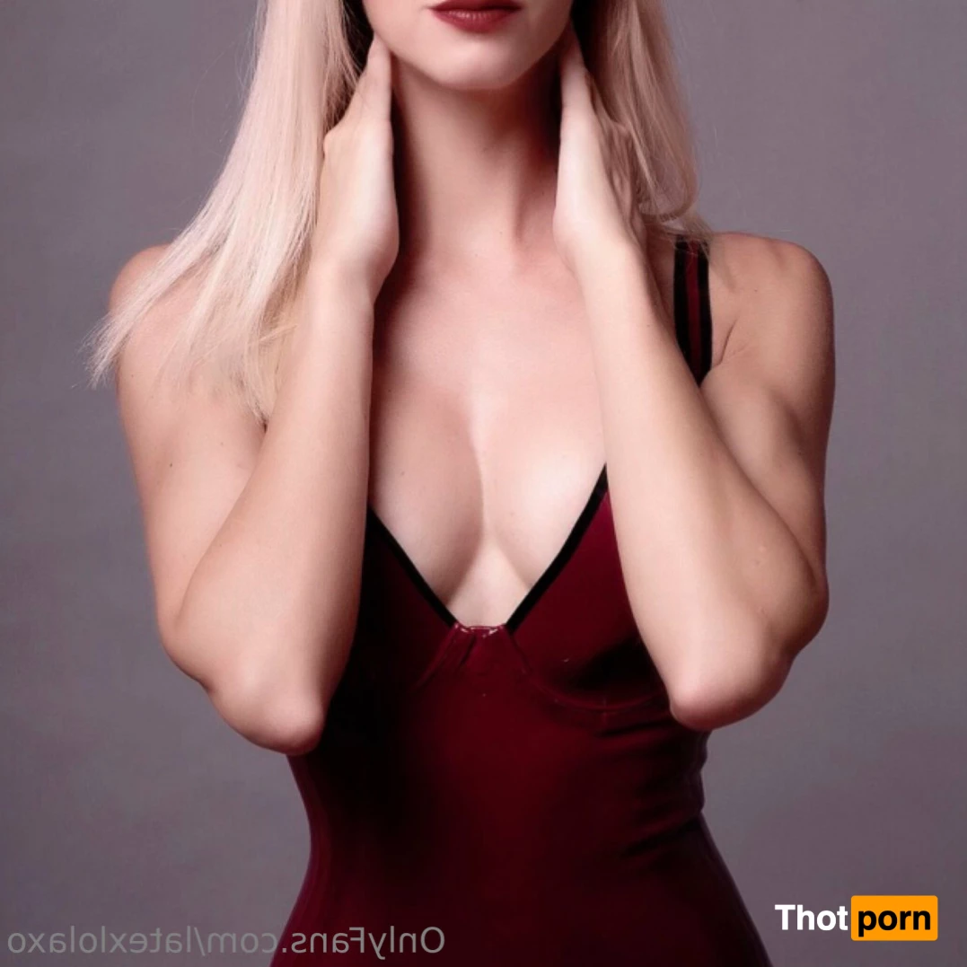 Latex Lola XO 💕 8533070