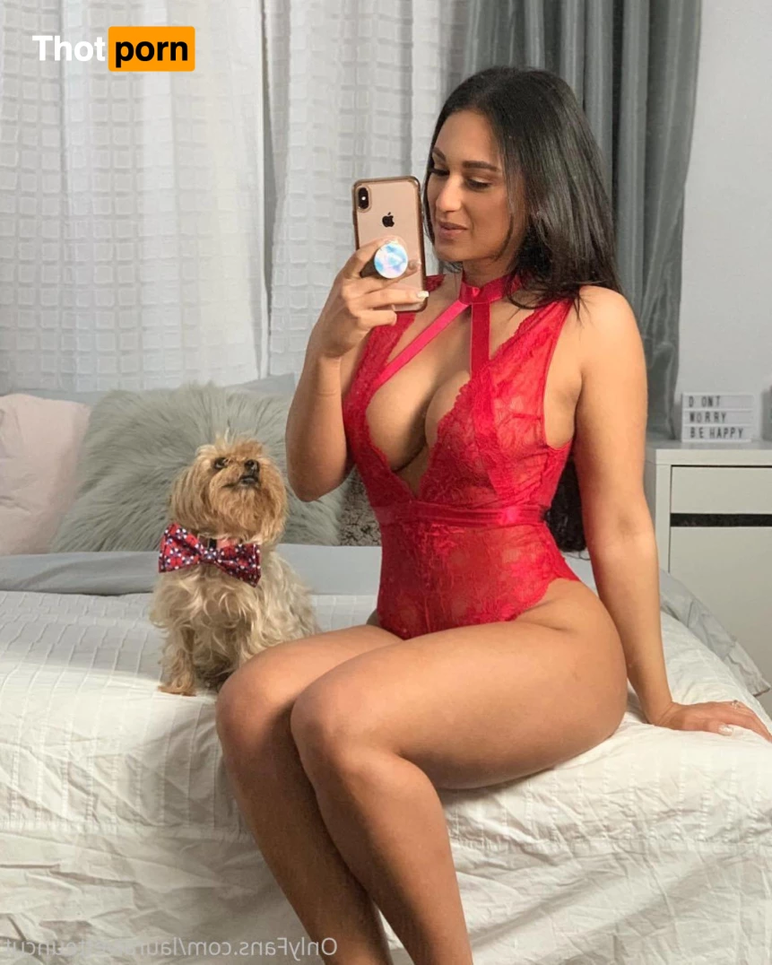 Laura Ivette VIP 8419677