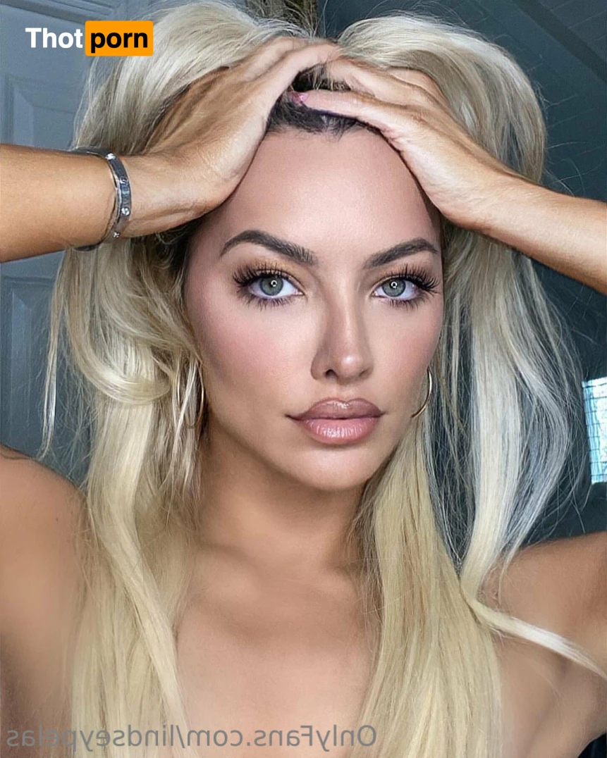 Lindsey Pelas 11524649