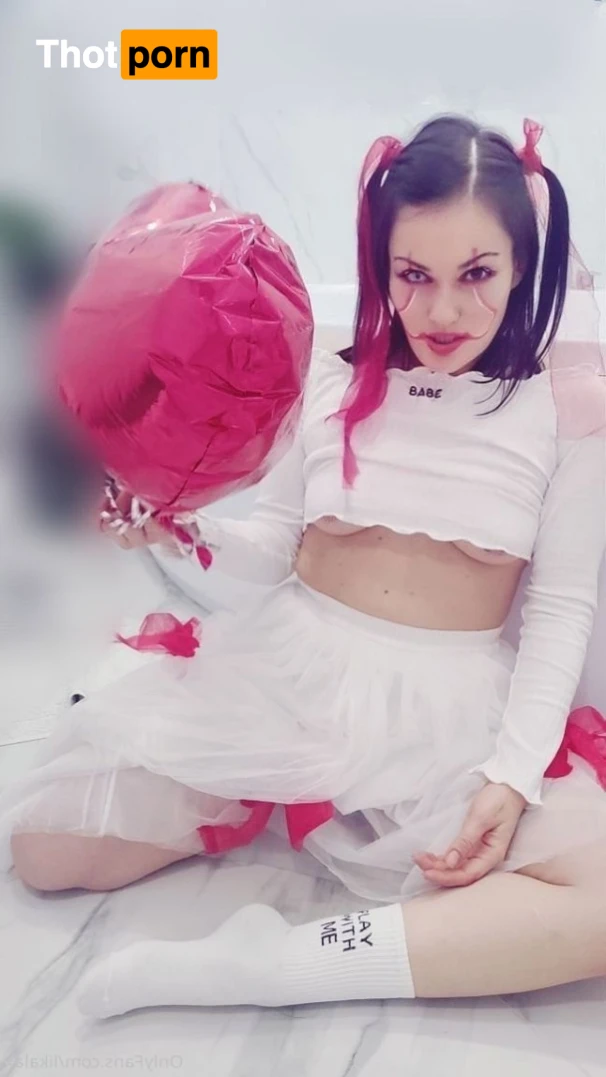 Petite Passion 15168836