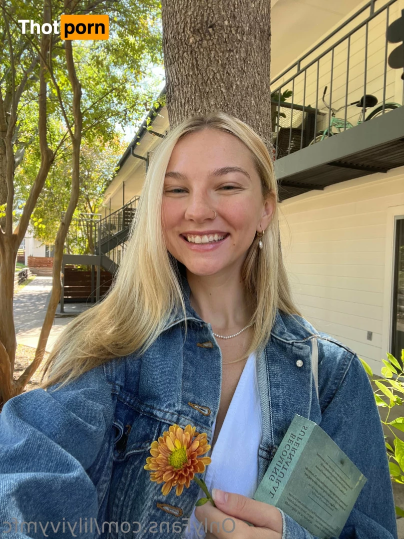 Lily Ivy ❊ 80% OFF! 8624820