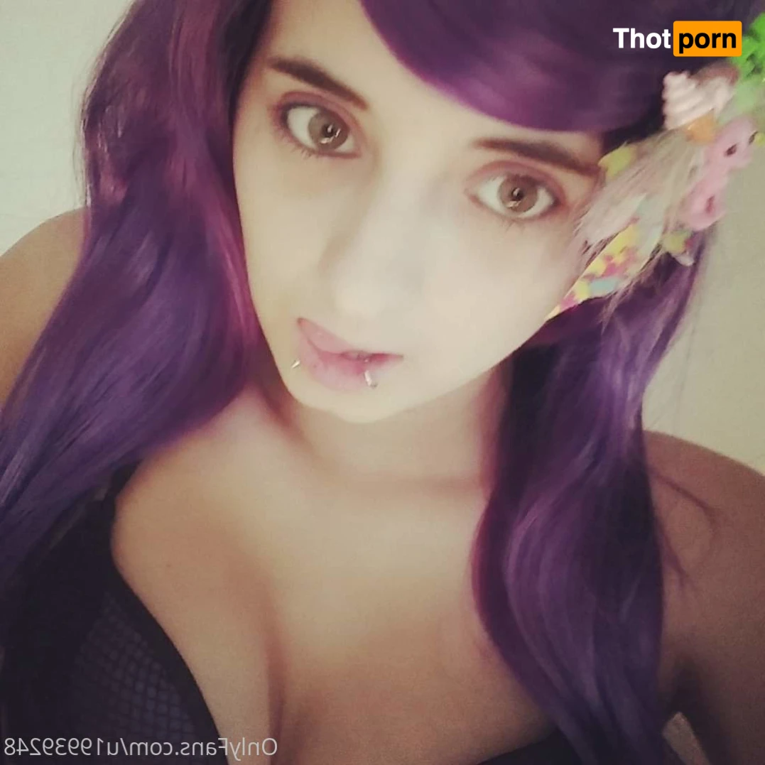 Littlebrat92 16349892